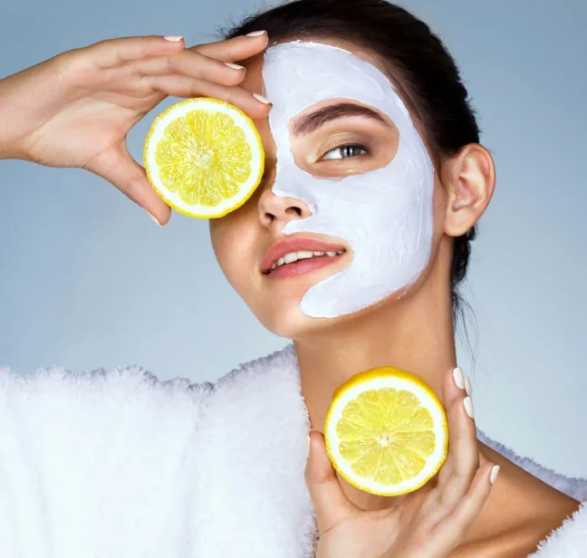 Blond vlasy bez žltého tónu – profesionálne tónovanie v kaderníctve